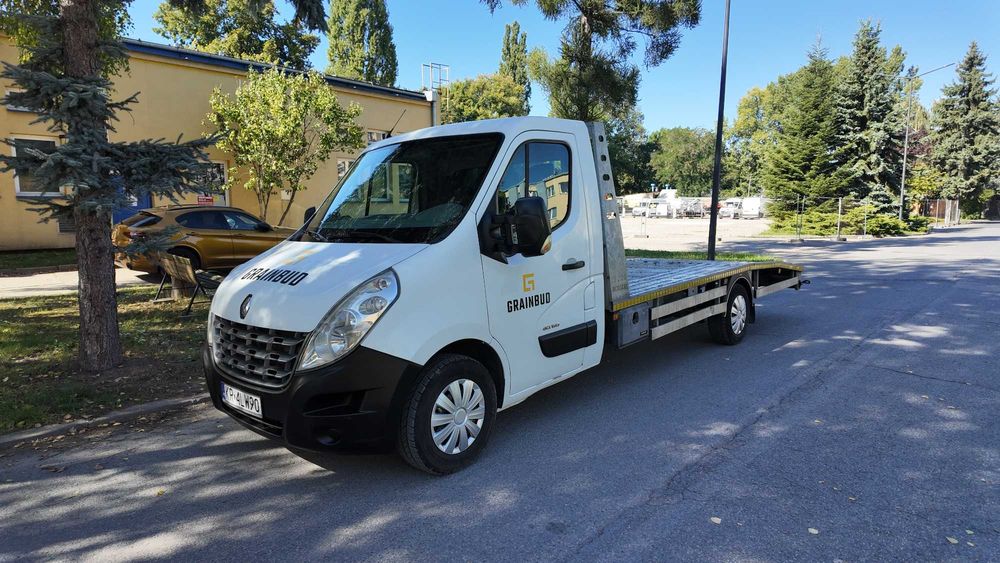 Renault Master, 2012 r. Autolaweta, stan bardzo dobry