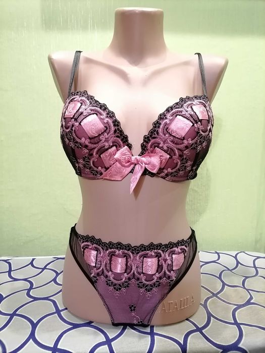 Новый набор, бюстгальтер и трусы