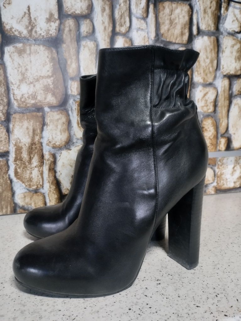 Botas da Guess pretas