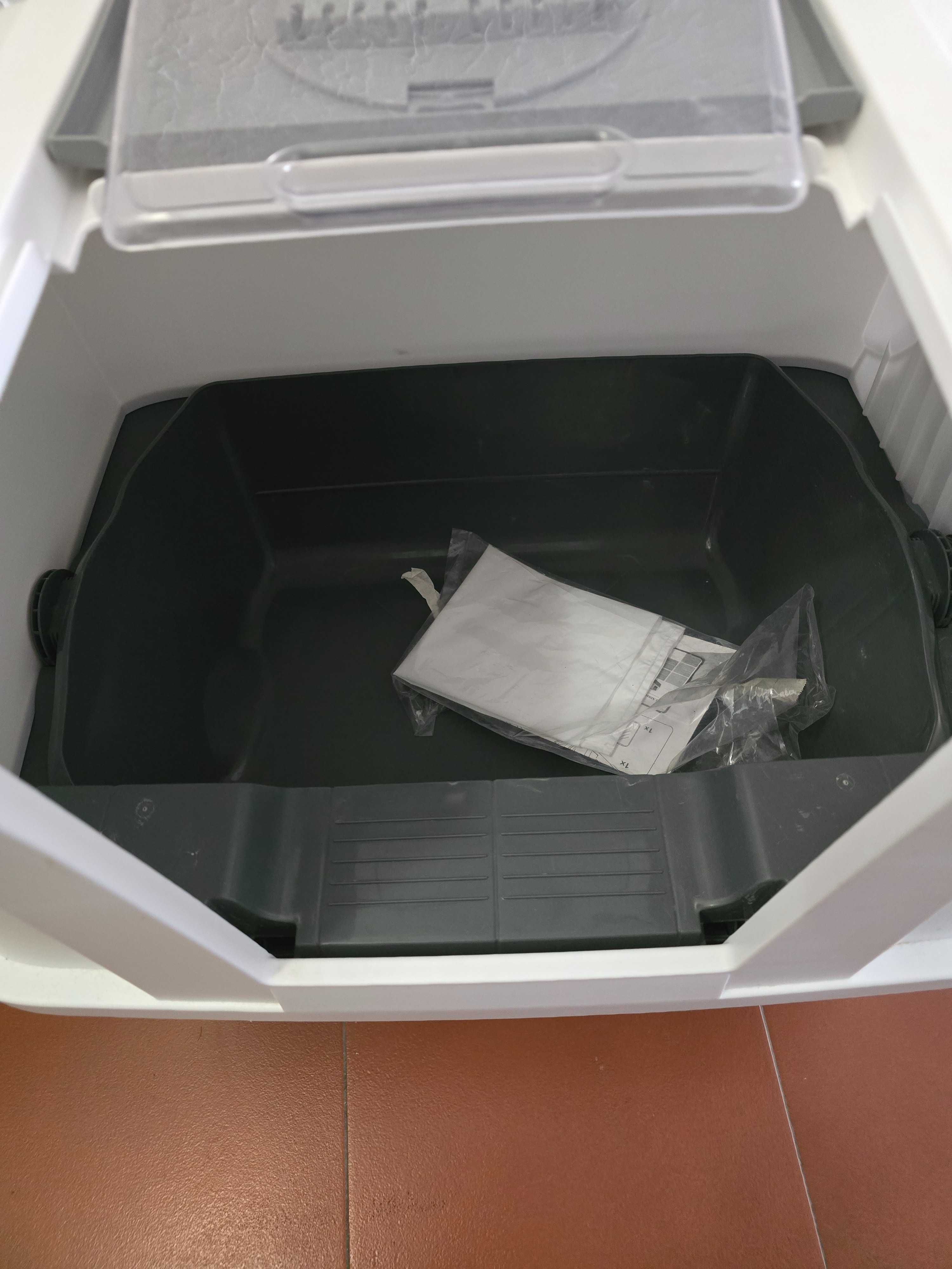 Semi-automatica, caixa de areia de gato