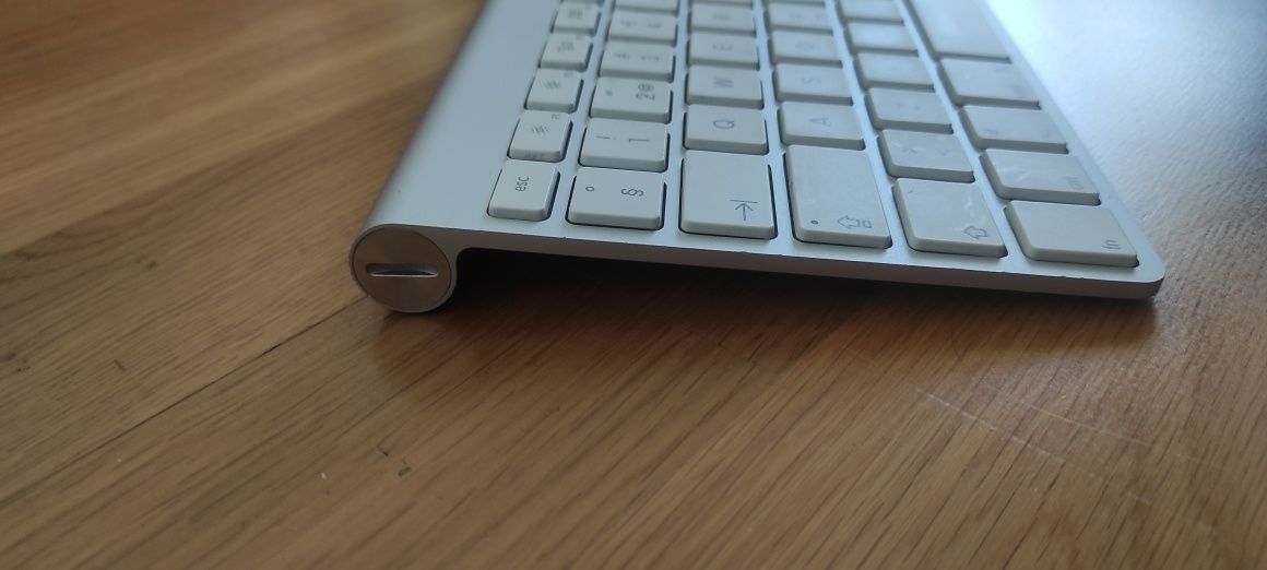 Клавиатура Apple A1314 Wireless Keyboard
