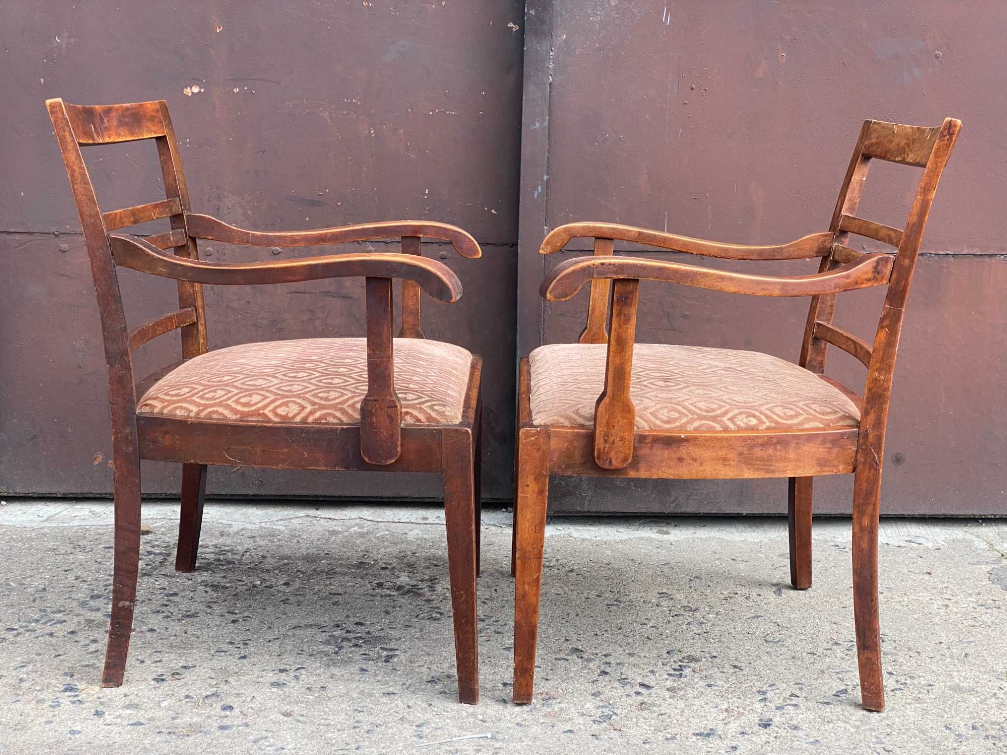 001 Para starych foteli stylowych, 2 drewniane fotele