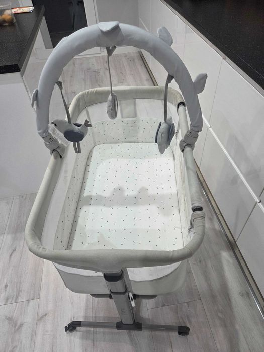 Łóżeczko dostawne