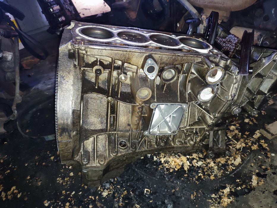 Блок пеньок DE18 AL 271946 Mercedes Benz W211  W203 W204 Sprinter