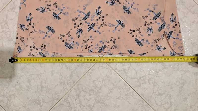 Blusa com pássaros andorinhas azuis larga simples