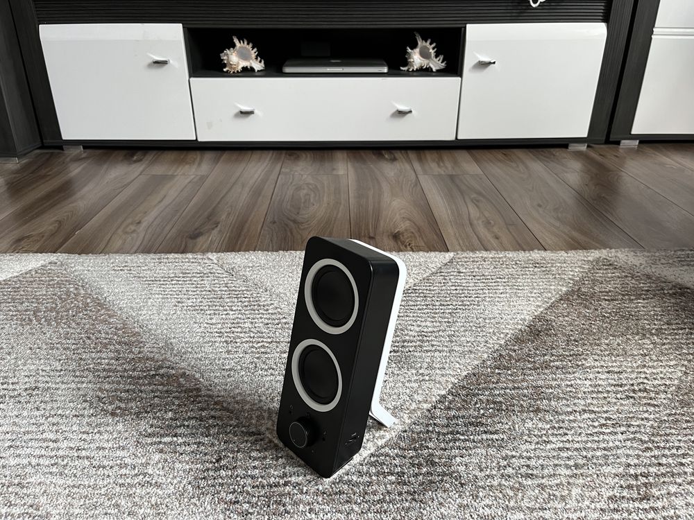 Głośnik sieciowy Logitech Z-200 (custom projekt) o mocy 2x4,5W DIY