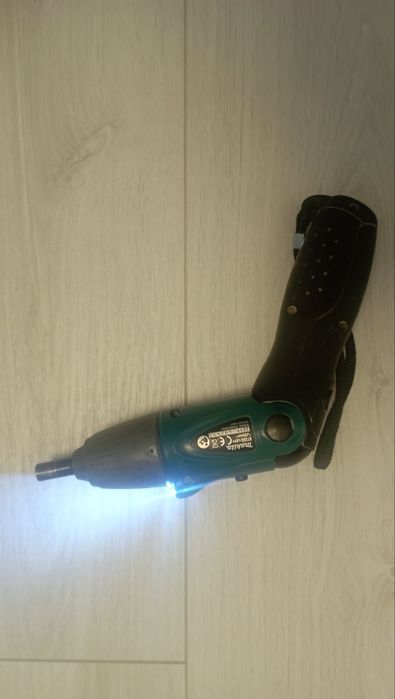 Шуруповерт  Makita