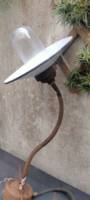 Candeeiros de rua antigos