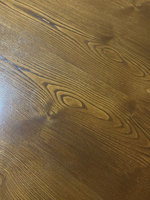 Mesa de sala e conjunto de 8 cadeiras - castanheiro maciço