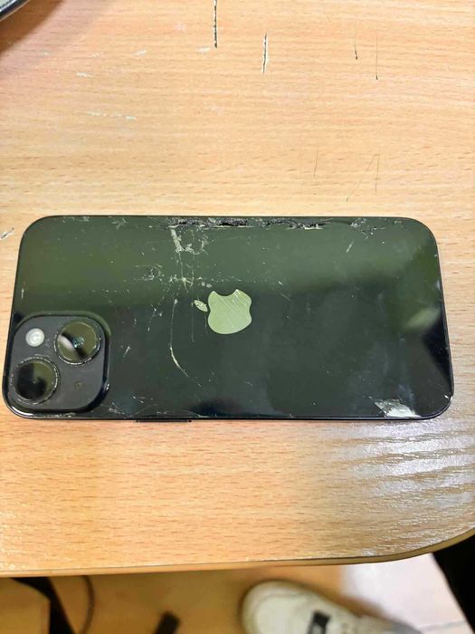 Iphone 14 uzywany uszkodzony