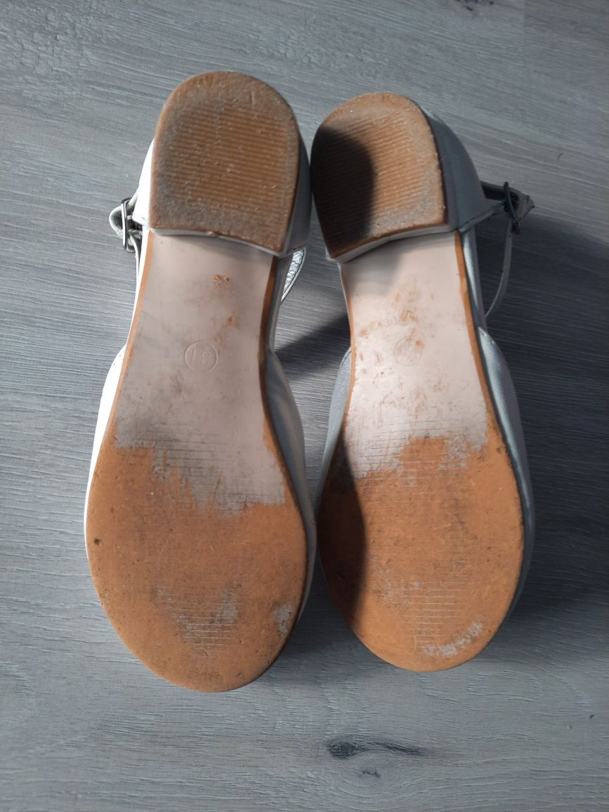 Buty komunijne Komunia Św. Cool Club Smyk rozm. 31