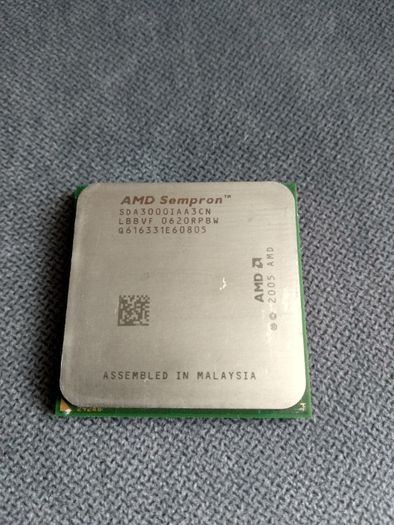 Процесор AMD Sempron 3000+ 1.6GHz/256K/1600 (SDA3000IAA3CN) sAM2