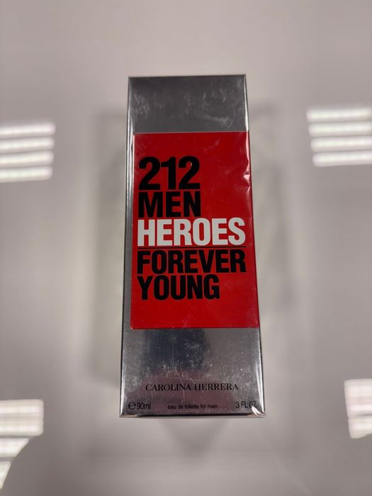 212 Heroes marki Carolina Herrera. Nowy w folii