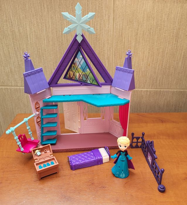 składany pałac, zamek, komnata Elsy, Frozen, Kraina Lodu Hasbro