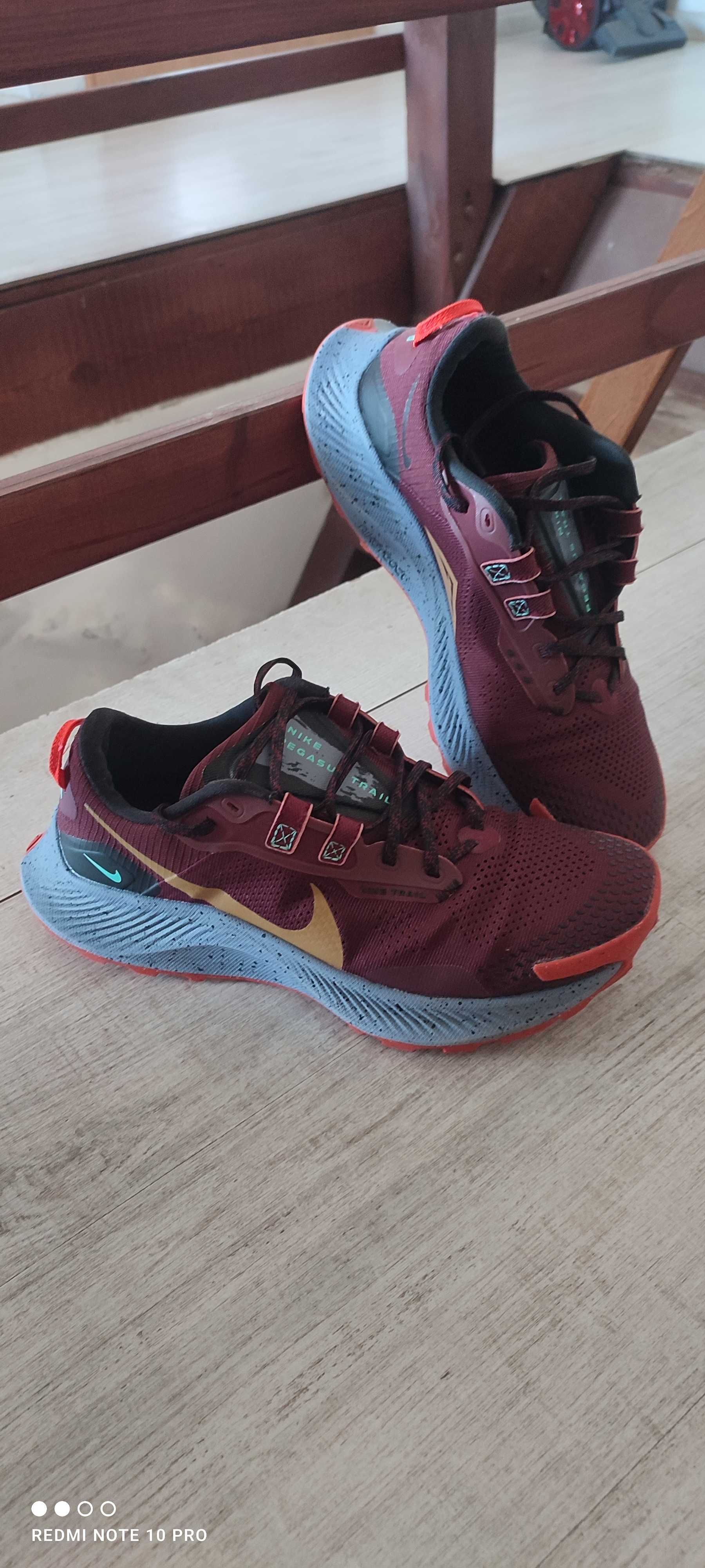 NIKE pegasus trail 3
