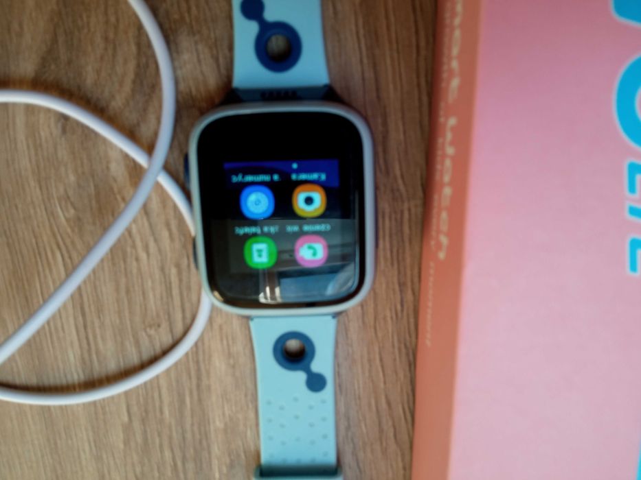 SMARTWATCH dla dziecka zegarek  SIM GPS SOS Wideo niebieski