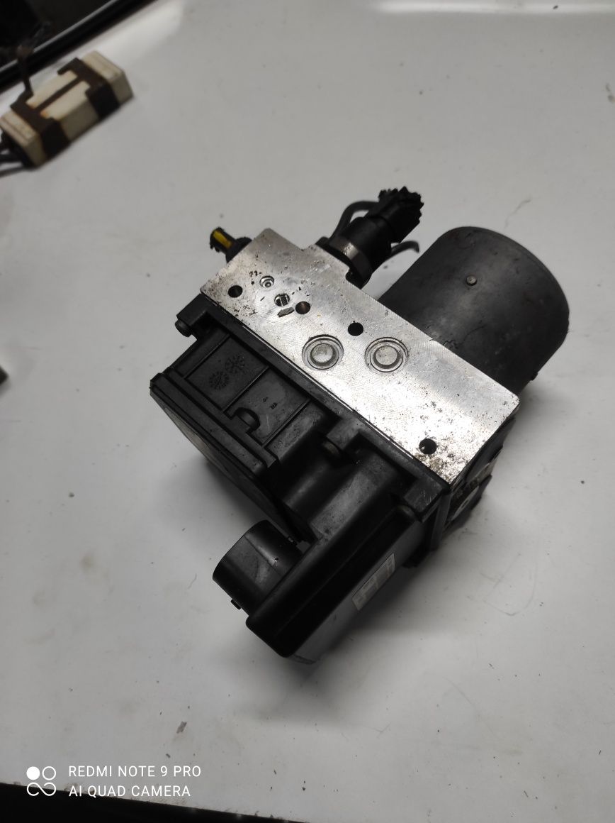 Pompa ABS Toyota Corolla Verso 04-