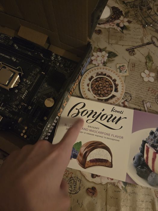 9400f + h310m + бокс кулер