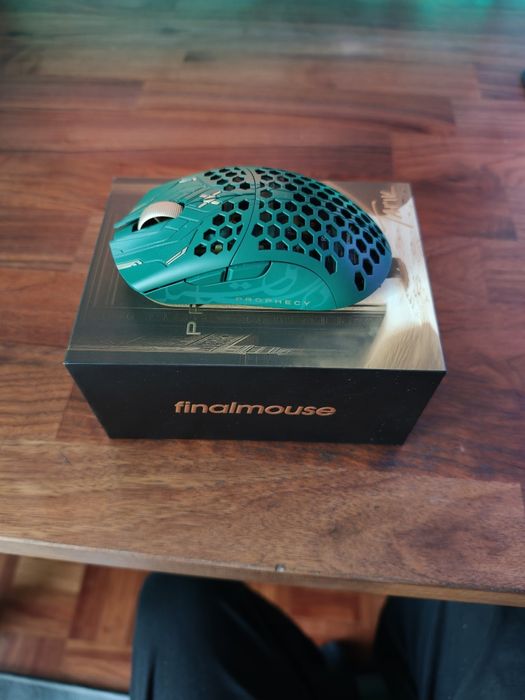 Finalmouse Small Tarik Edition
