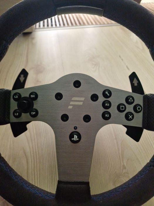 Baza i kierownica Fanatec clubsport CSW v2.5 Fanatec CSL Elite P1