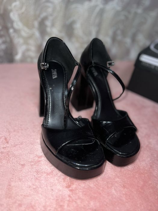 Туфлі Zara в стилі Bratz