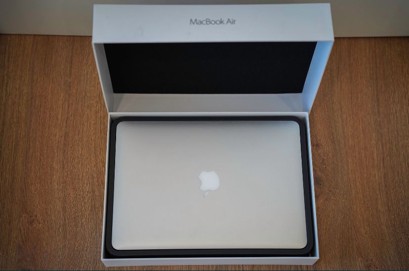 MacBook Air 13” 128gb