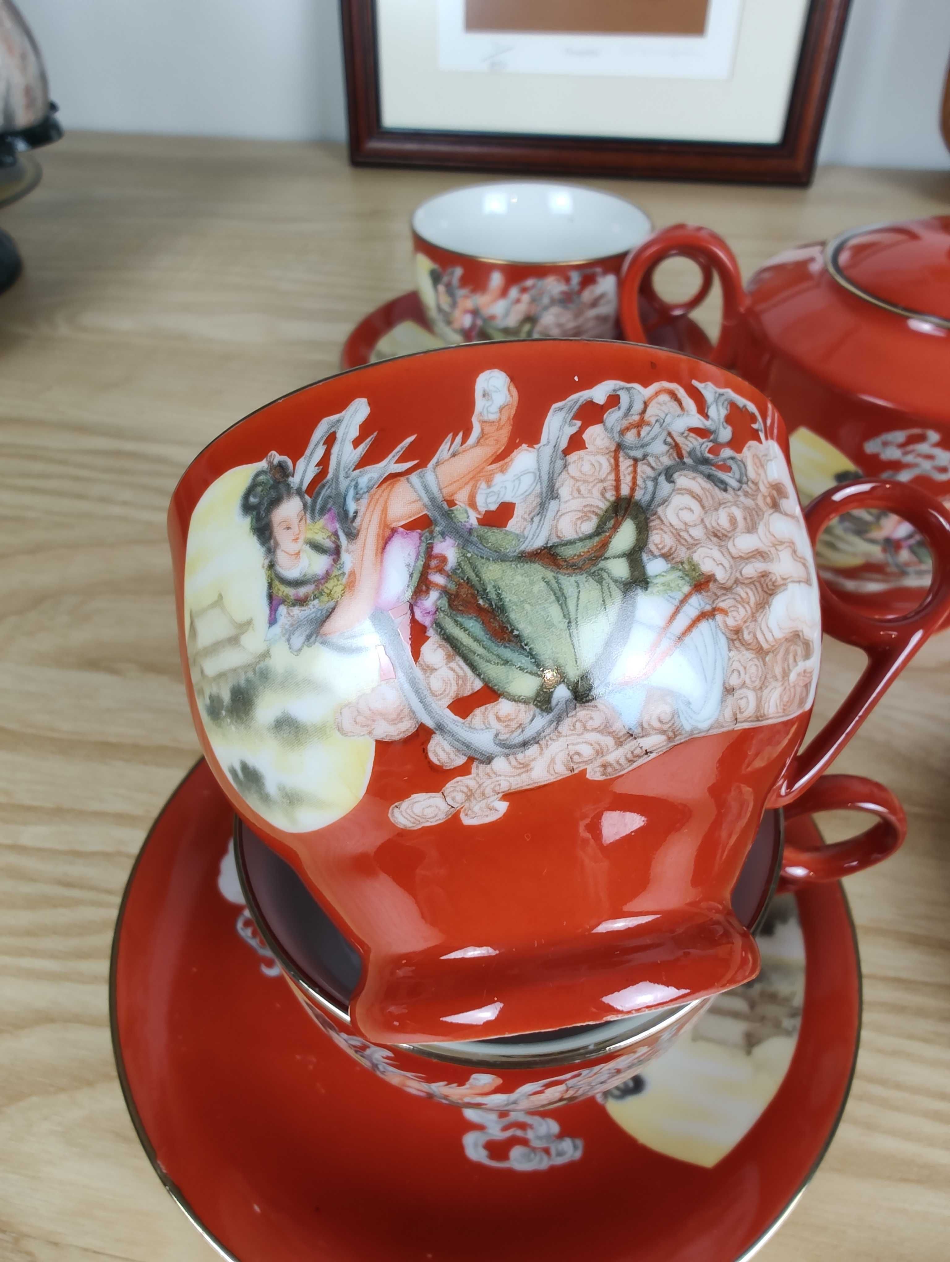 Zestaw z chińskiej porcelany - Kawa/Herbata, 4 Filiżanki