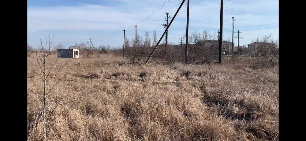 Коблево участок 20,5 соток, со всеми коммуникациями, фасад асфальт