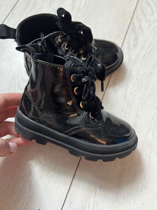 Ботінки демі H&M 23 розміру 15см устілка