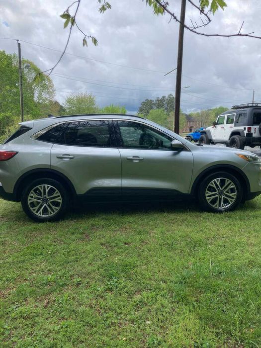 Ford Escape SEL      2021