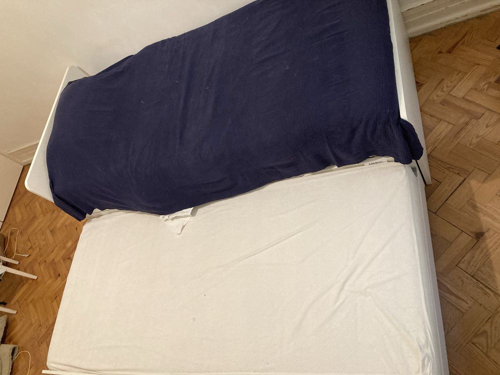 Cama IKEA SLÄKT com cama gaveta e arrumação