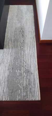 Carpete 200*300 cinza e branca