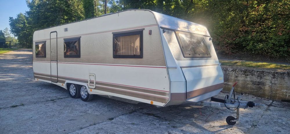 Dethleffs Caravans RT 8  Przyczepa kempingowa duża 5/6 osobowa