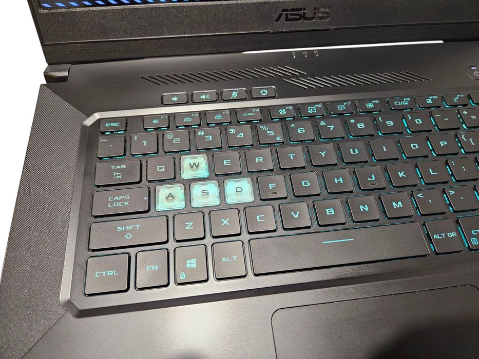 Laptop gamingowy ASUS TUF RTX 3060 i7 11th SSD 512GB RAM 16GB RAM