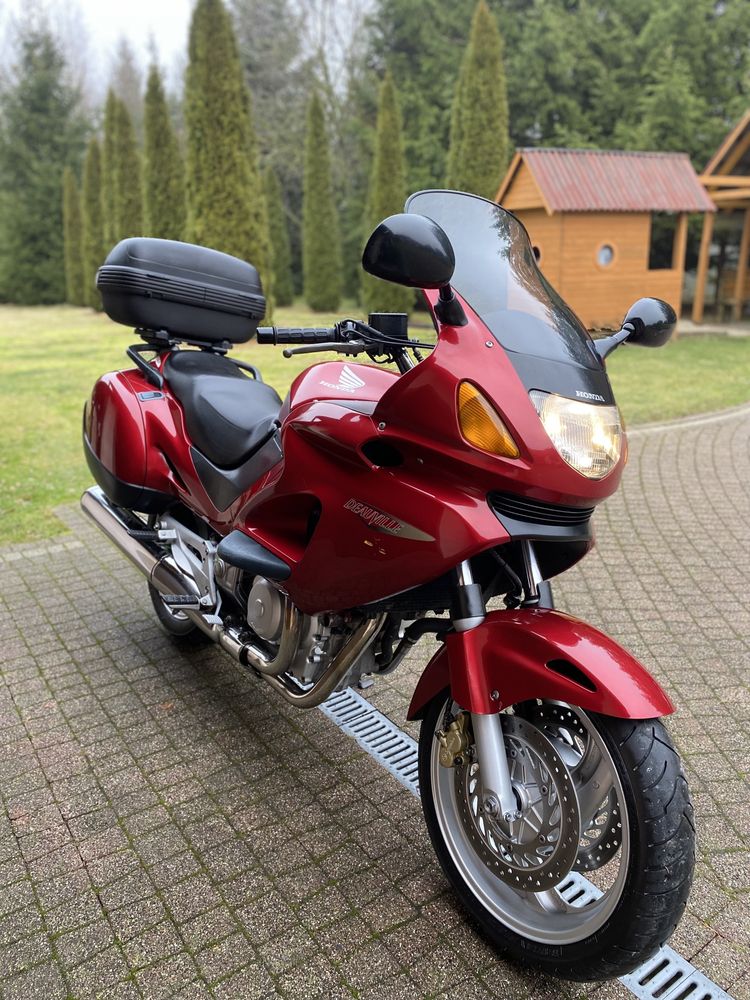 Honda ntv 650 niski przebieg,zadbana,kufry