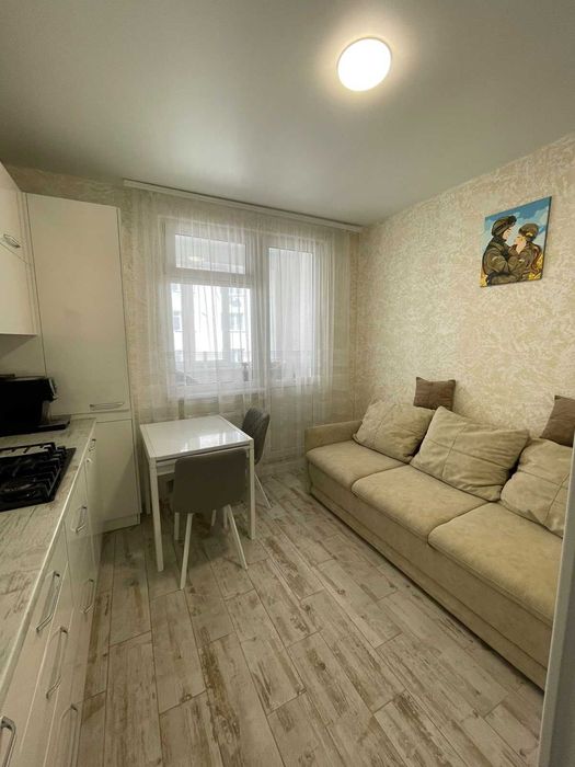 Терміновий продаж. БЕЗ КОМІСІЙ, з меблями та технікою Озерна.