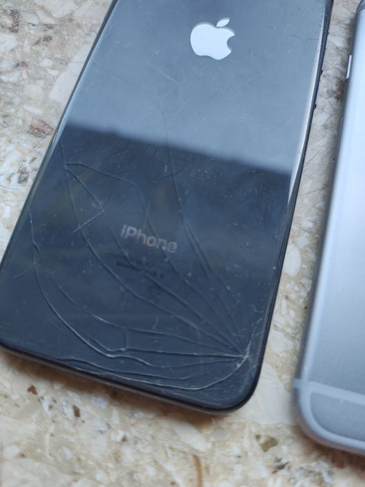 iPhone 7 dwa telefony