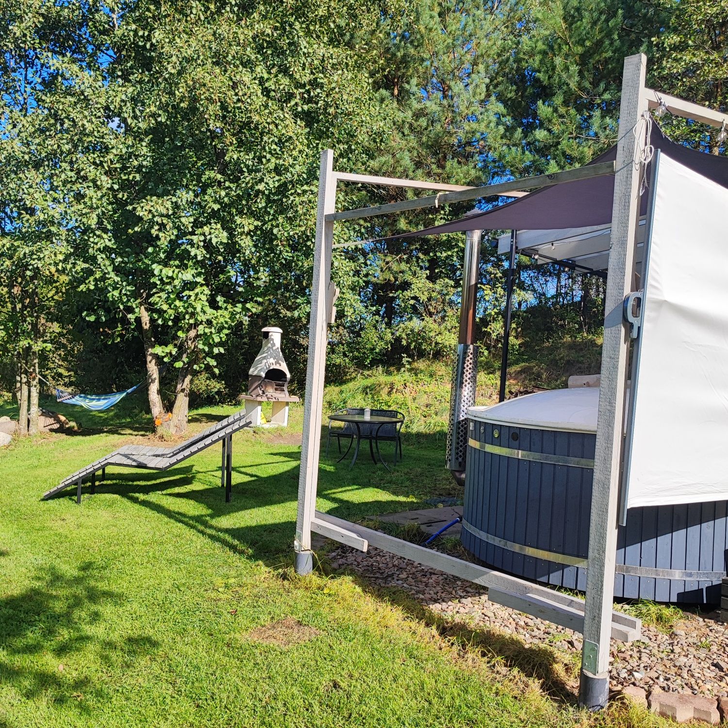 Kaszuby, Jacuzzi,Nowy Szary drewniany domek z kominkiem, Wakacje,Staw,