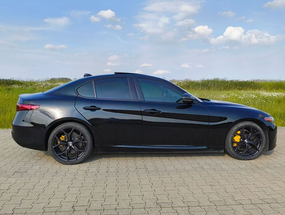Alfa Romeo Giulia Alfa Romeo Giulia