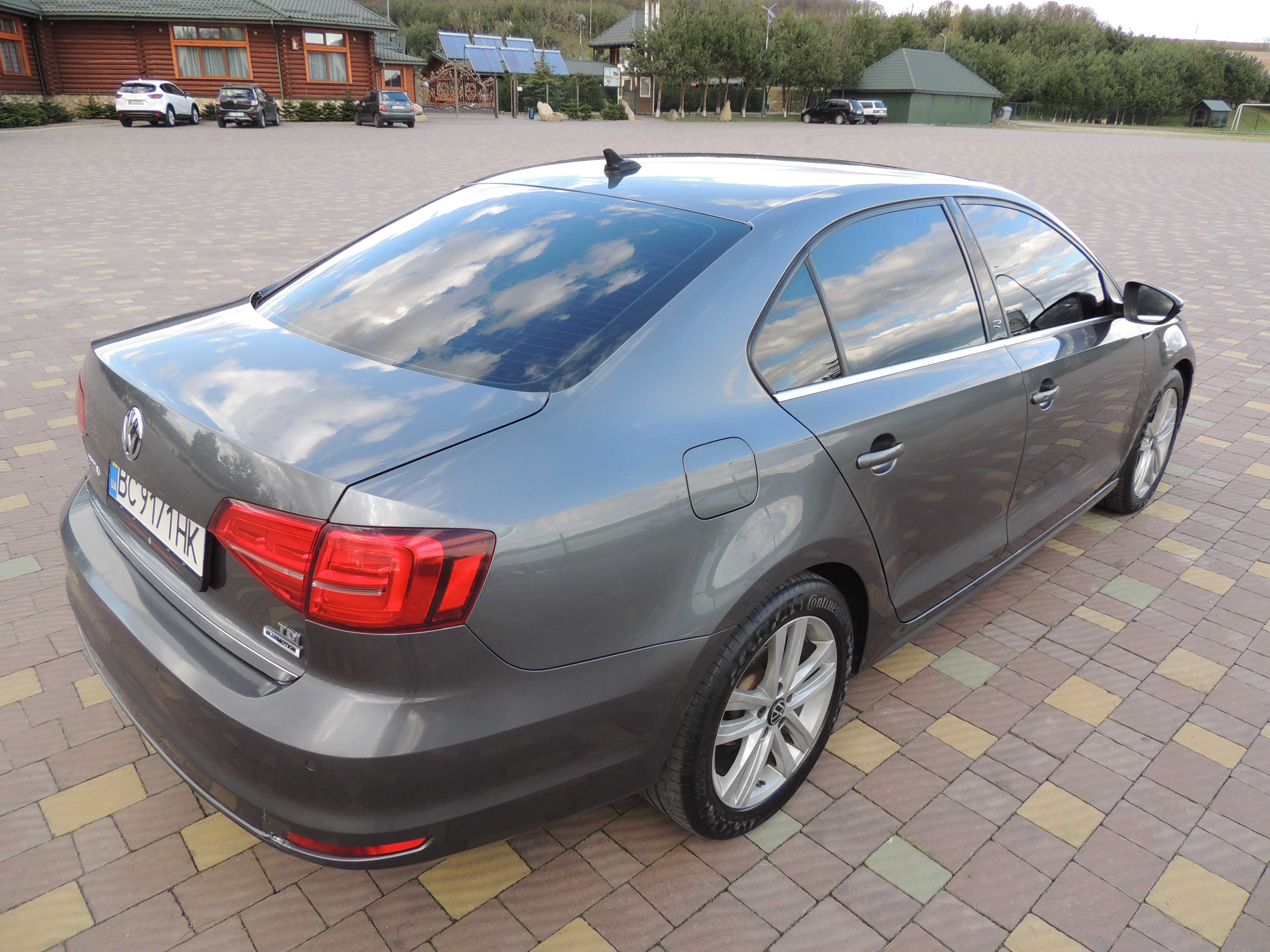 VolksWagen Jetta 2.0 TDI Premium 2015