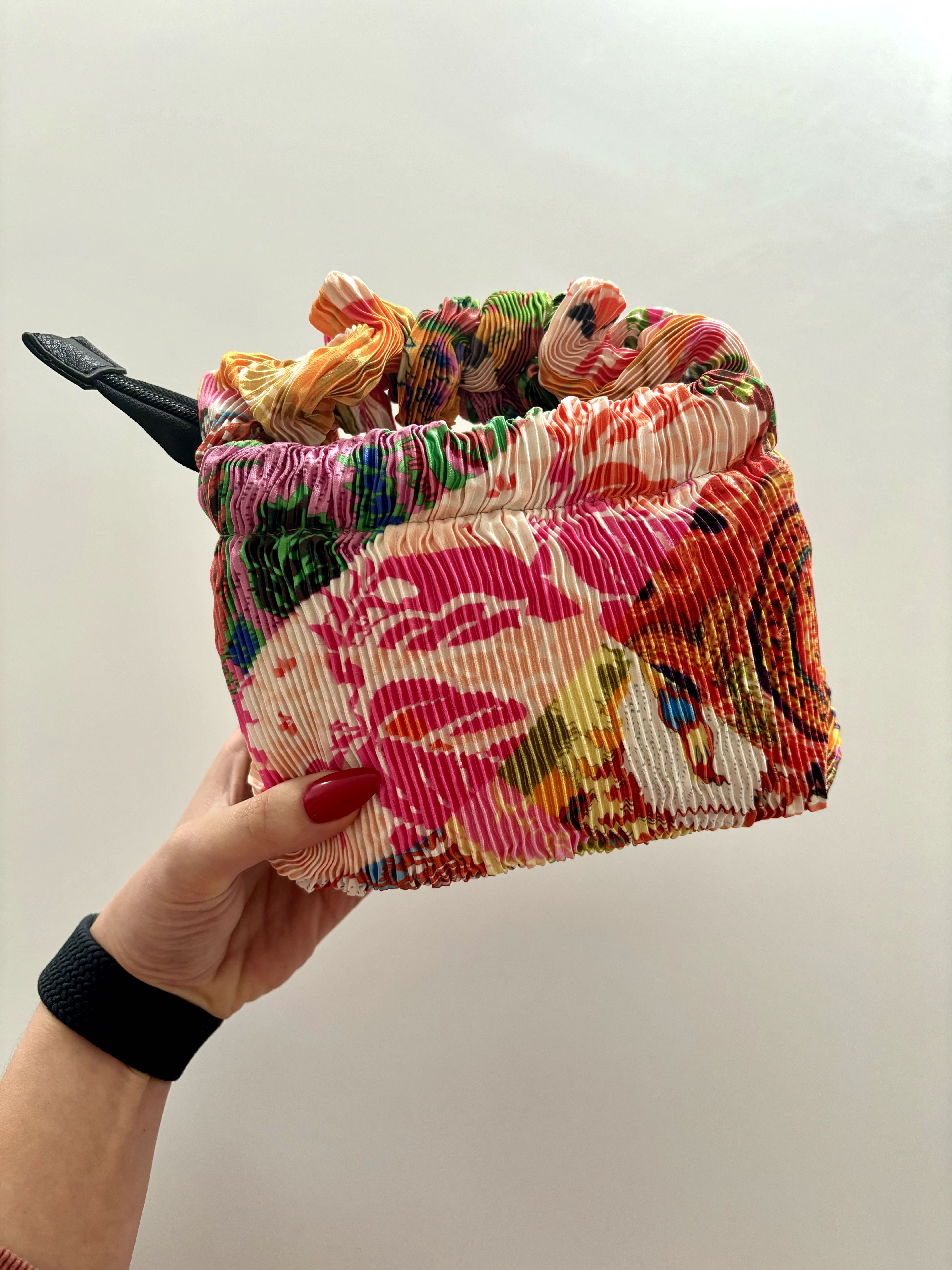Mini torebka w kwiaty M. Christiana Lacroixa - DESIGUAL