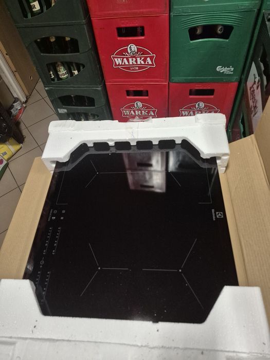 Płyta indukcyjna ELECTROLUX EIV634
781 / PŁYTA INDUKCYJNA DO 60CM