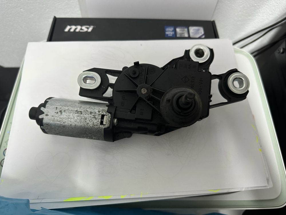 Seat Leon e altea material eletrico