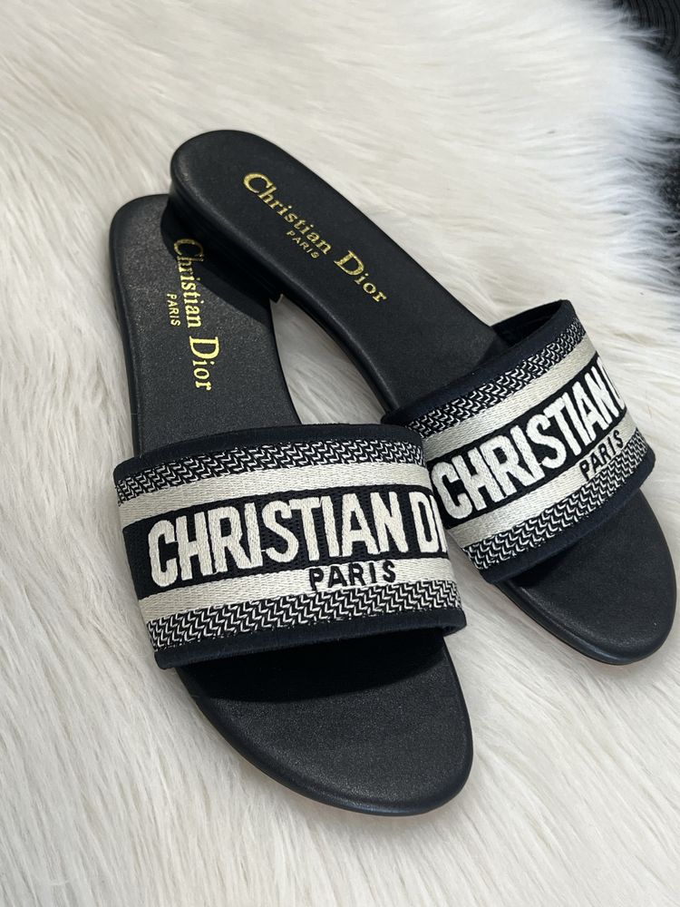 Klapki Christian Dior !! Różne rozmiary Nowe