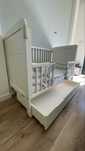 Łóżeczko Country Cot 120×60 z materacem, przewijakiem, szufladą +extra