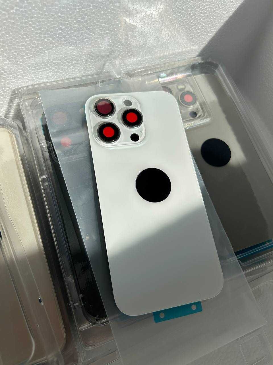 Заміна заднього скла кришки iPhone 16 16 pro 16 pro max