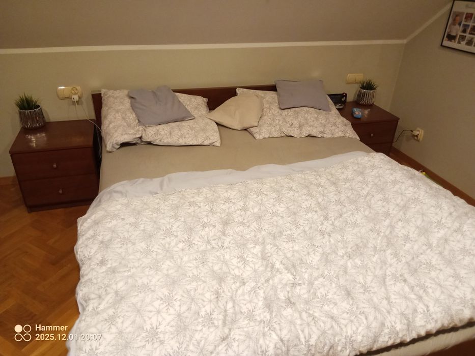 Meble sypialnia, łóżko, komody, szafy, stoliki nocne