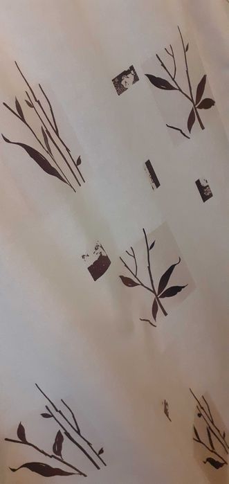 Zasłony krótkie bawełniane wzór gałązki.