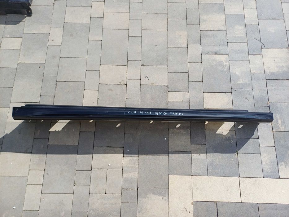 listwa progowa prawa mercedes cla amg model a11869.09200 rok 2019-