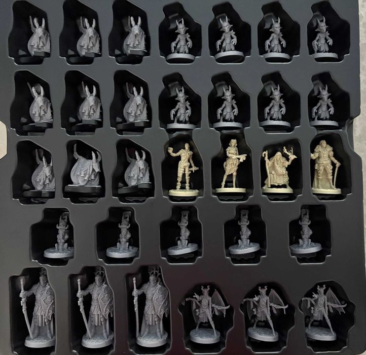 Black Rose Wars: Odrodzenie + Rotas Box + Śmiertelne Maski